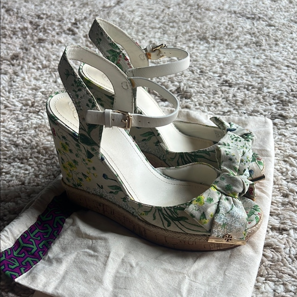 Tory Burch White and Green Espadrilles